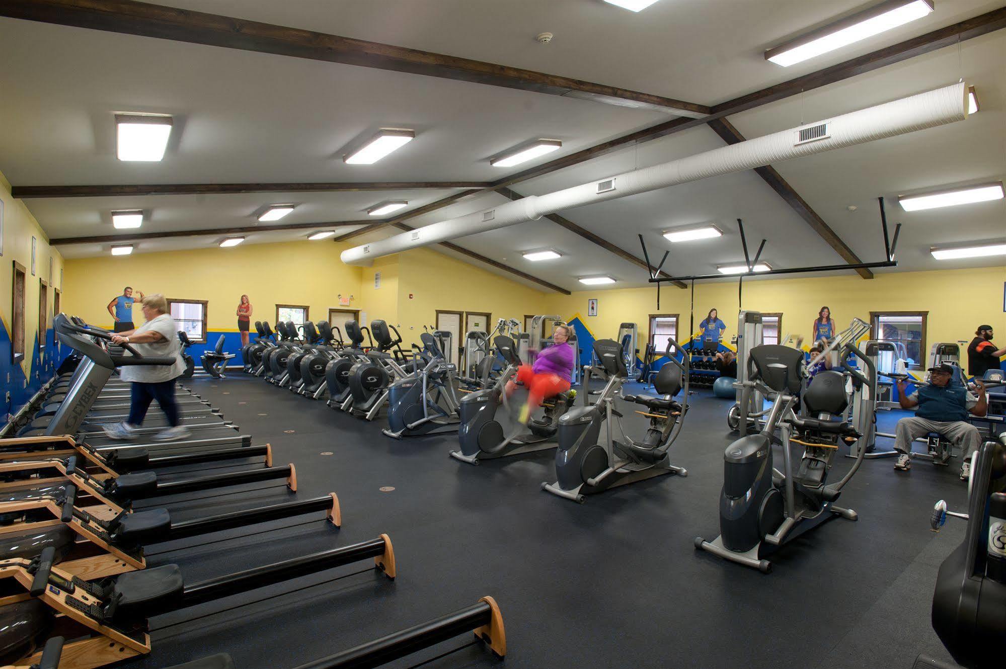 The Biggest Loser Resort Niagara Java Center 外观 照片